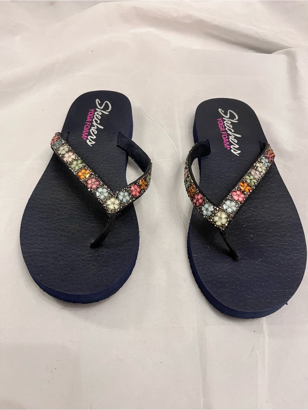 Skechers Meditation Daisy Garden Navy Flip Flop Sandals with Multicolor Beads